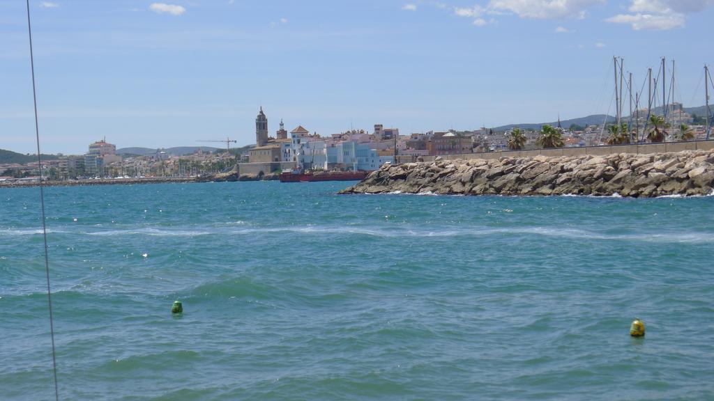 Mini Apartamento Port Aiguadolc Сиджес Экстерьер фото