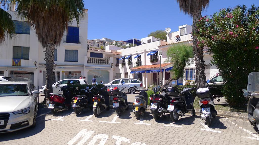 Mini Apartamento Port Aiguadolc Сиджес Экстерьер фото