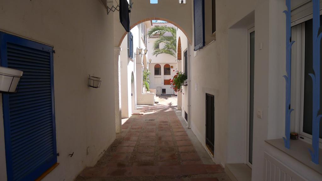 Mini Apartamento Port Aiguadolc Сиджес Экстерьер фото