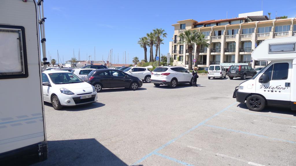 Mini Apartamento Port Aiguadolc Сиджес Экстерьер фото