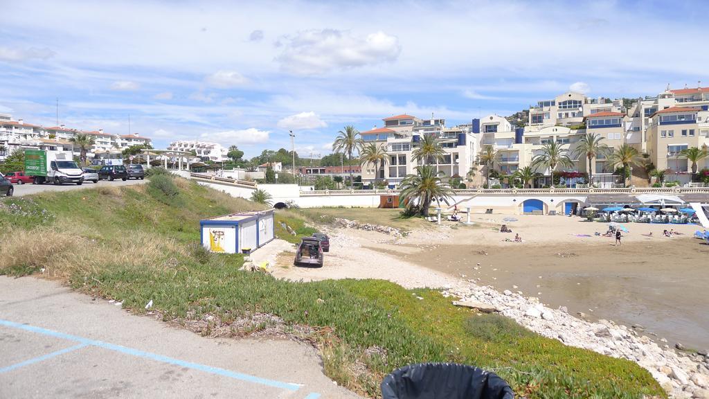 Mini Apartamento Port Aiguadolc Сиджес Экстерьер фото